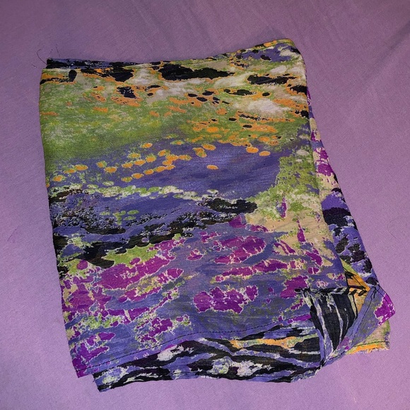 Scarf - Picture 4 of 7